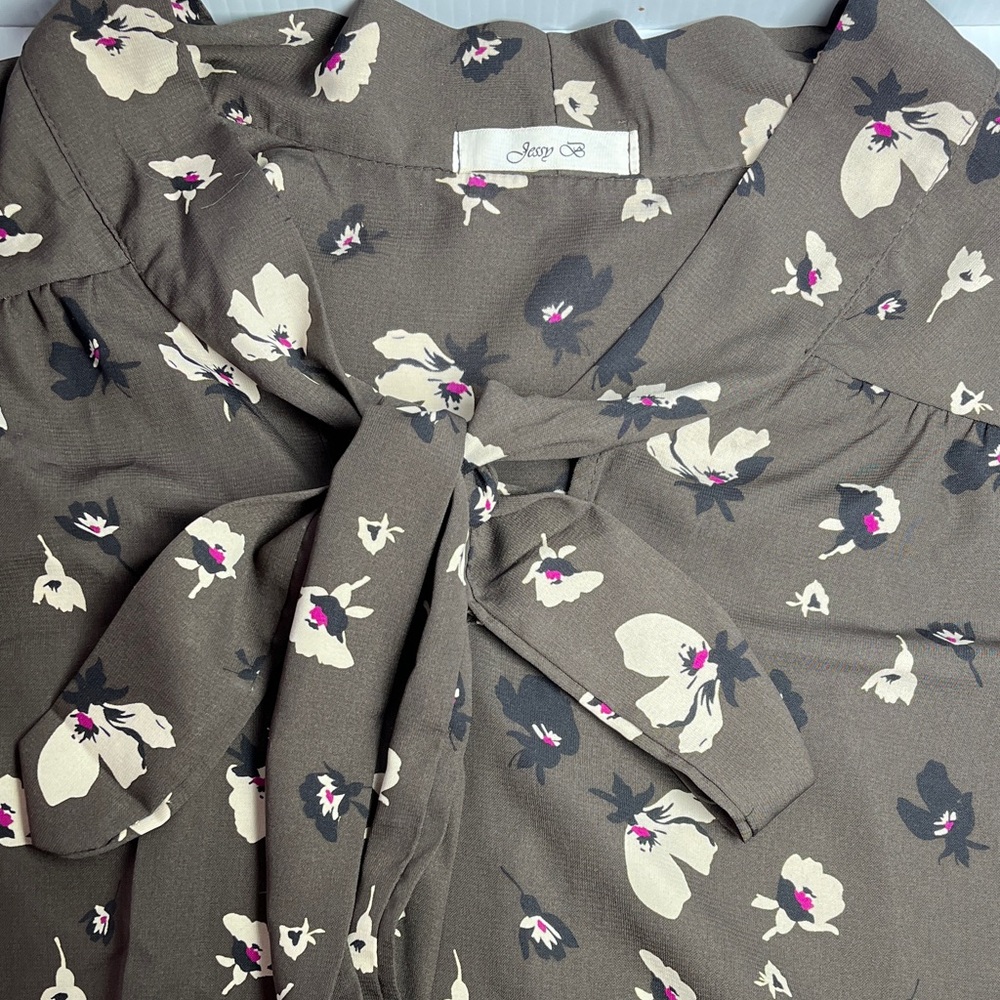 Jessy B Floral Tie-Front Blouse